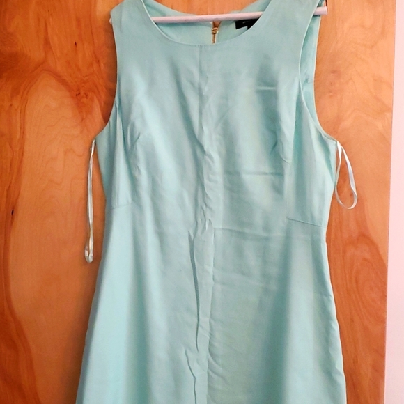 Mint green sleeveless dress. Worn once size 14, exposed zipper at the back - Picture 1 of 2